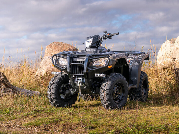 27YM-TRX520FA6-T3b-Camo-aws-02
