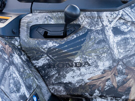 27YM-TRX520FA6-T3b-LE-Camo-aws-0108